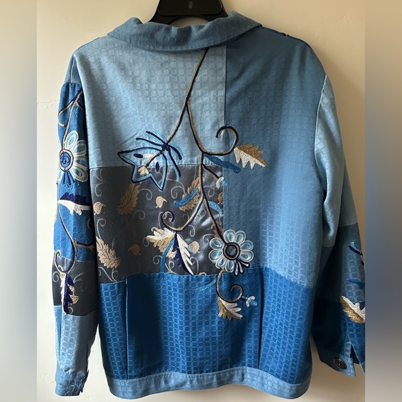 Indigo Moon Boho floral embroidered patchwork jacket size medium - Picture 2 of 4